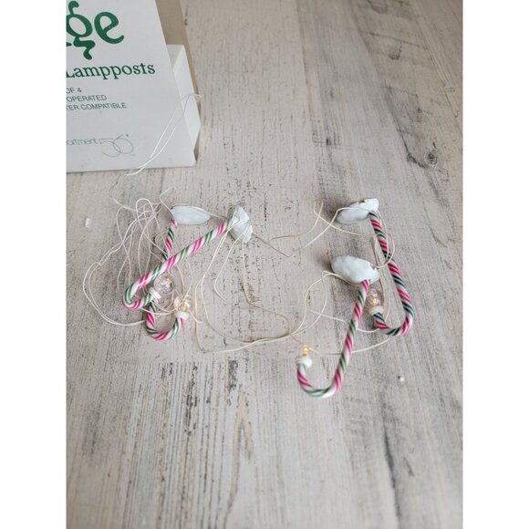 Dept 56 52621 Candy Cane Lampposts village accessory xmas - Picture 6 of 6